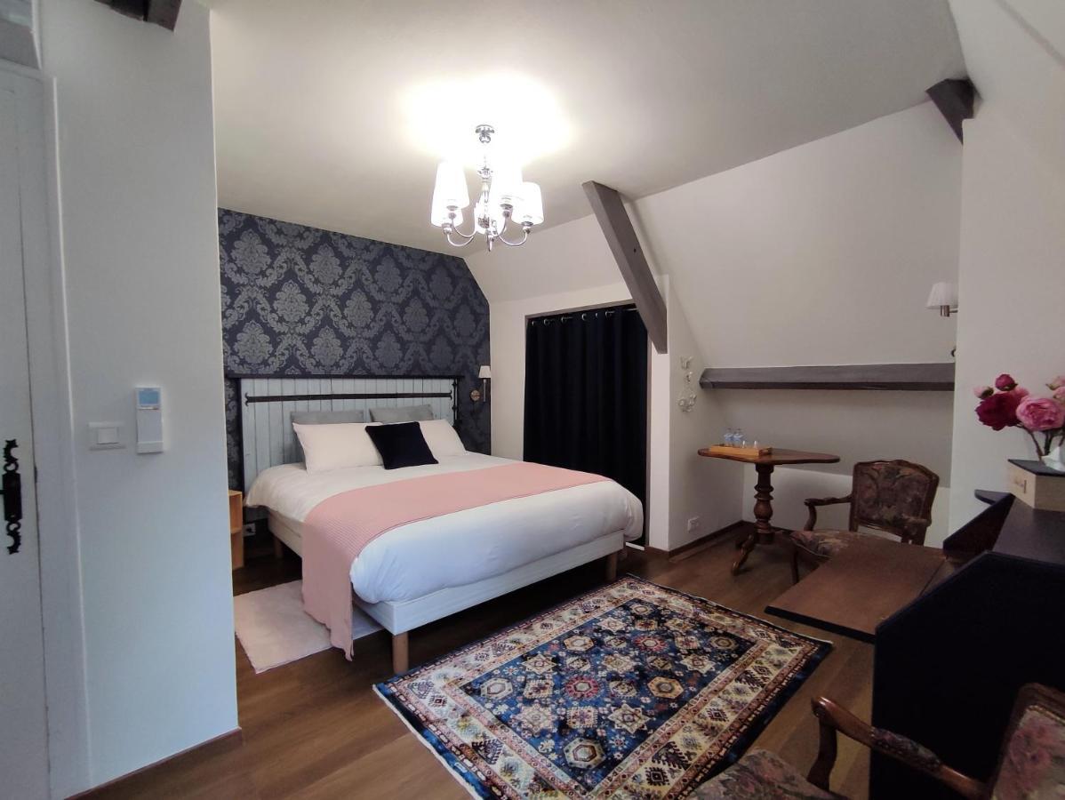 Aux Couleurs D'Esteil Sainte-Nathalene ภายนอก รูปภาพ